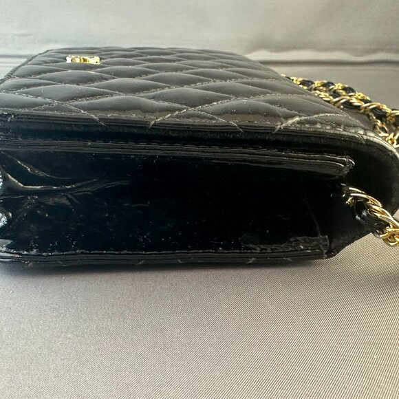 π€ Vintage Jay Herbert Black Patent Leather Cute Little Quilted Crossbody Bag - Picture 6 of 11